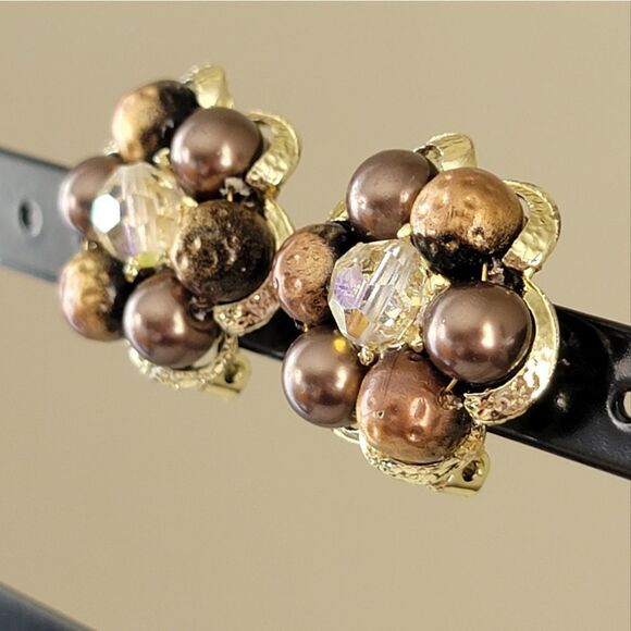 Earrings Vintage Chocolate Gold Tone Clip On Earrings #0213 - Picture 3 of 8